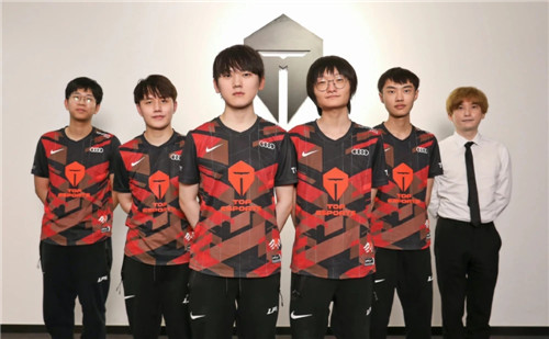 但都为球迷 但都为球迷