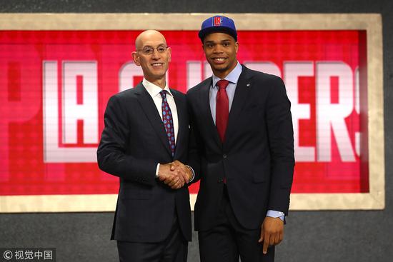 都为球员与 都为球员与