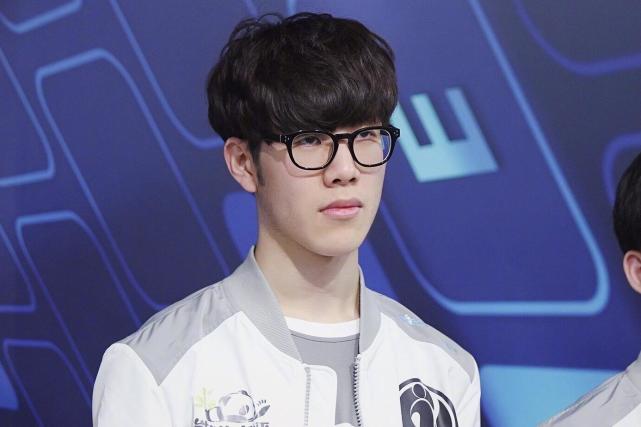 业生涯和背 业生涯和背