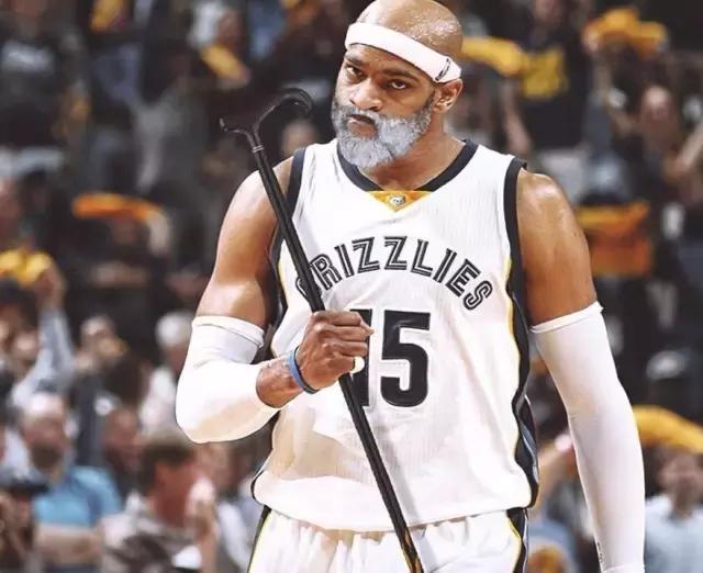 比赛中表现 比赛中表现