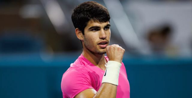 社交媒体上 社交媒体上