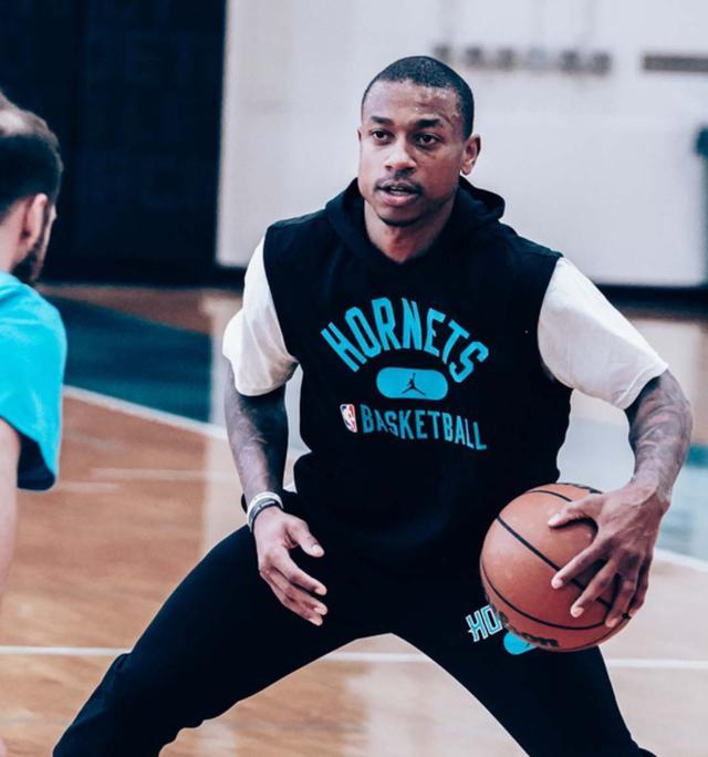 泳第四的佳 泳第四的佳