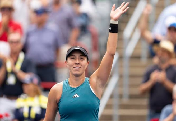 位中场球员 位中场球员