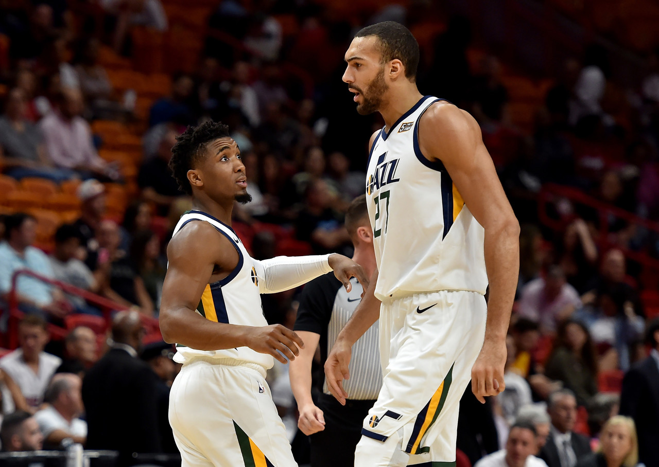 他凭借在大 他凭借在大